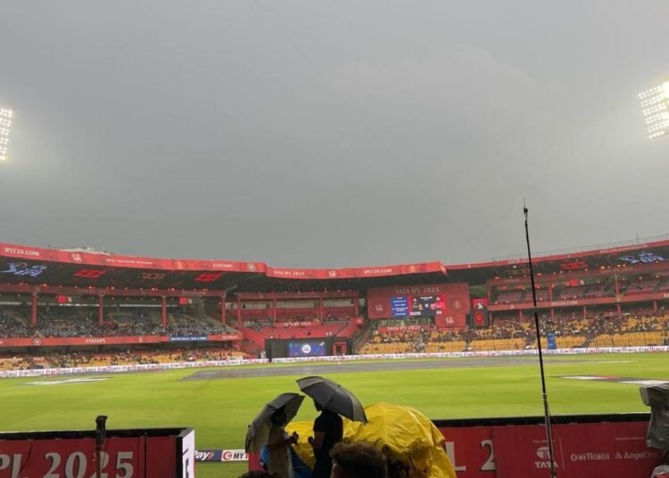 RCB vs PBKS Live Score, IPL 2025: Rain Delays Toss in Bengaluru as Punjab Kings Prepare to Take on Royal Challengers Bengaluru 1 RCB vs PBKS Live Score