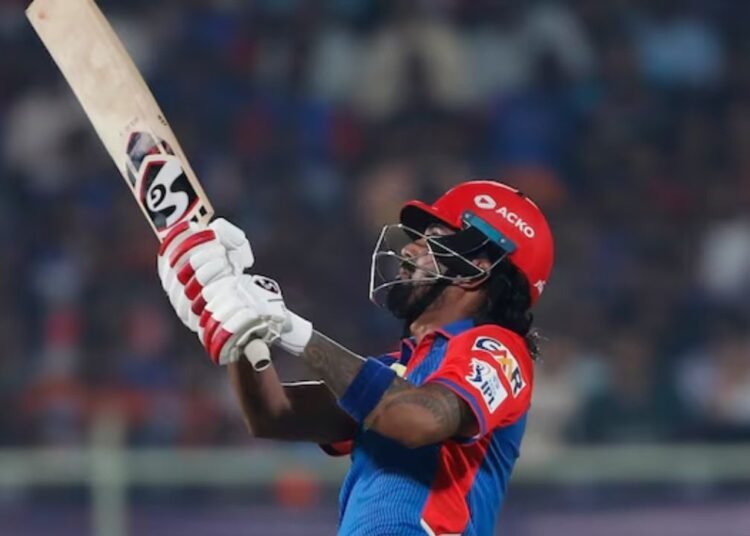 RCB vs DC Live Score, IPL 2025: KL Rahul and Tristan Stubbs Anchor Delhi Capitals' Chase Against Royal Challengers Bengaluru 1 RCB vs DC Live Score